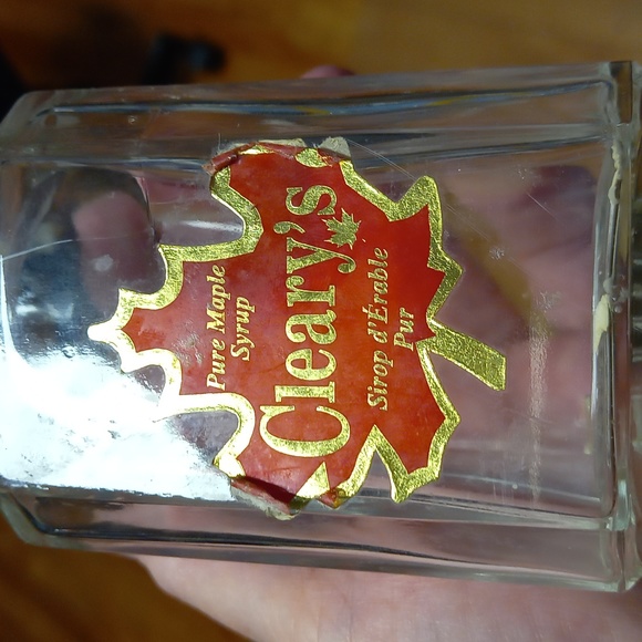 Vintage Cleary's Maple Syrup bottle - Picture 2 of 6